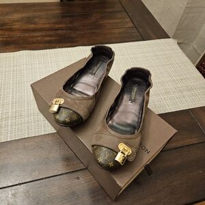 Louis Vuitton Brown Loafers with Gold Lock